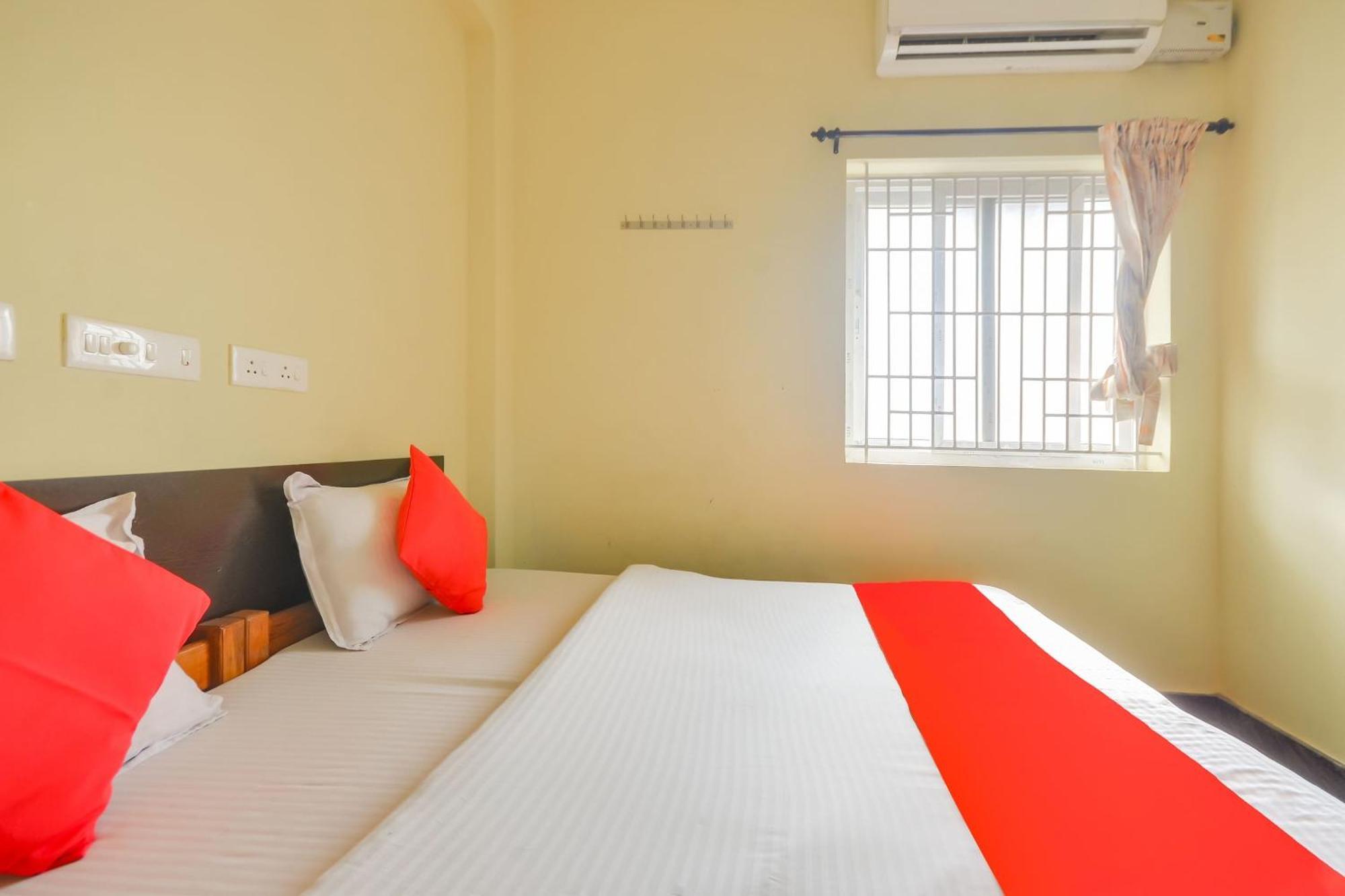 Hotel O St Residency Mudukarai エクステリア 写真